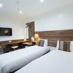 Heathrow-windsor Guest house